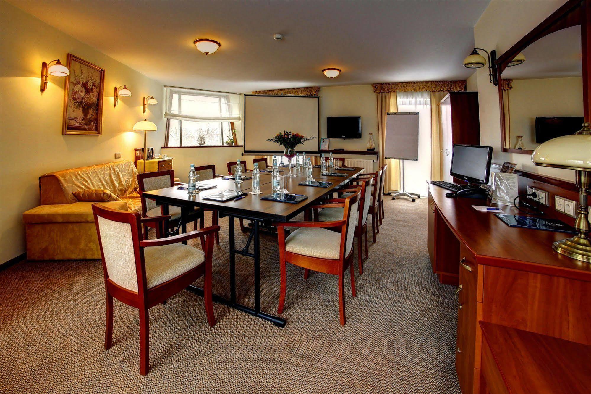 Hotel Great Polonia Conrad 4*
